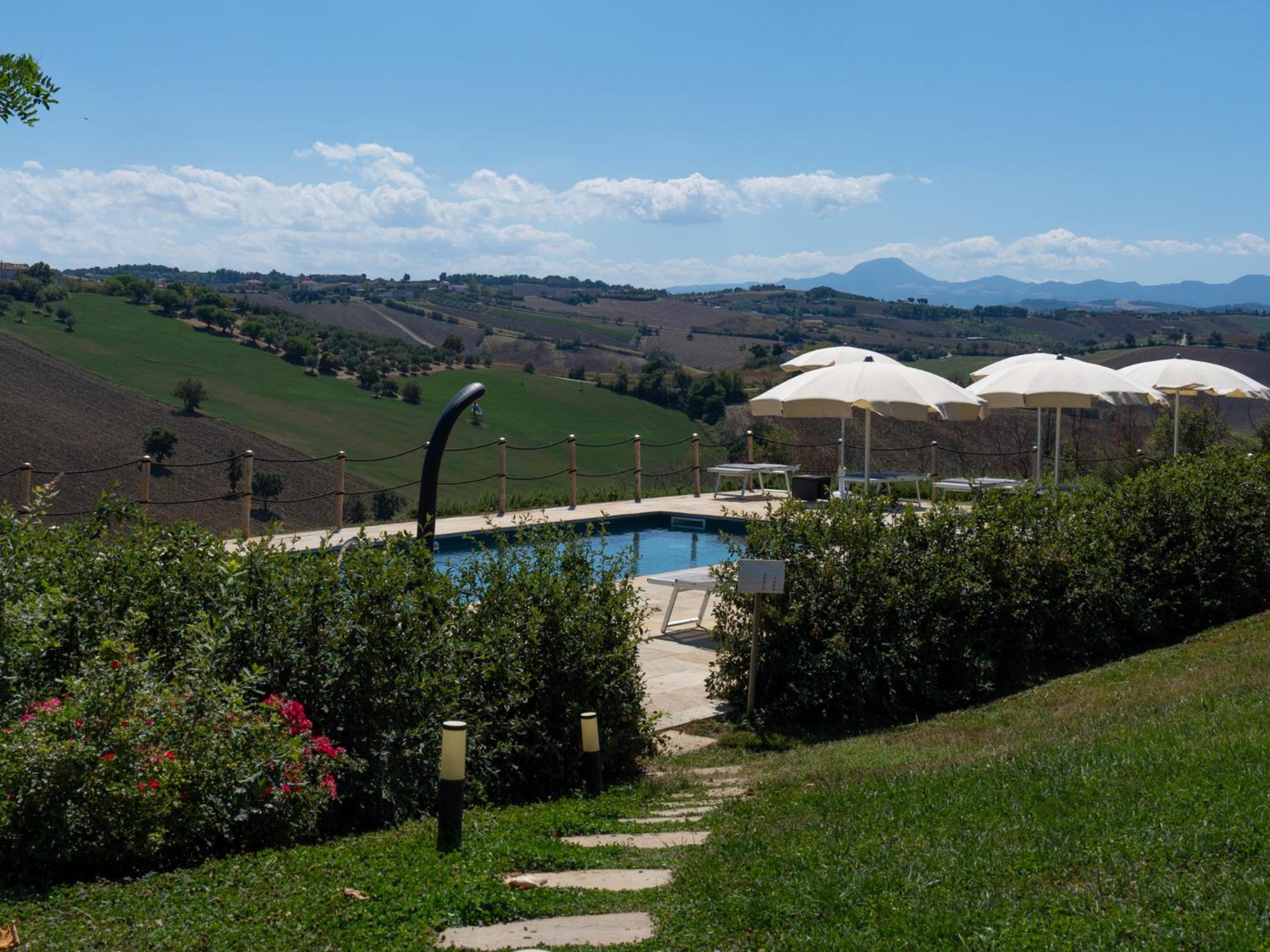 Casale Dei Cinque Colli Villa Ostra Ngoại thất bức ảnh